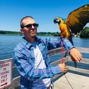 Meet your Posher, Cameron